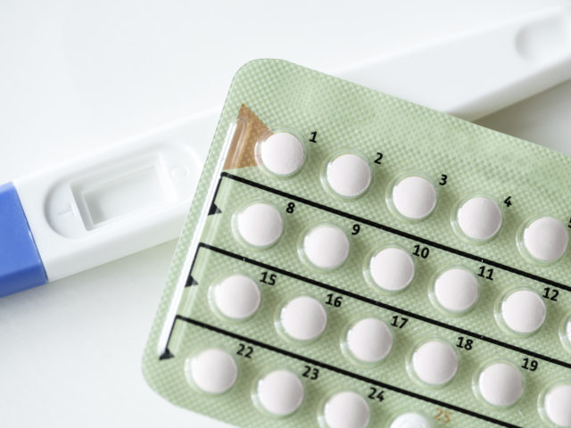 Antykoncepcja a alkohol: czy osłabia skuteczność tabletek?