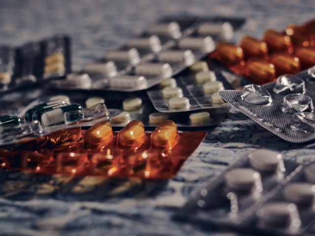 Leki przeciwzapalne: rodzaje, przeciwskazania, skutki uboczne
