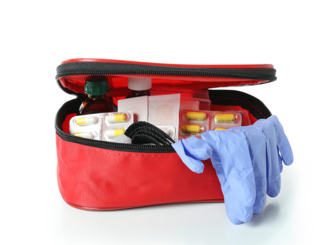 Leki w bagażu podręcznym: jak spakować leki na podróż?