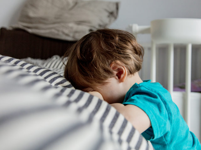 Zaburzenia snu u dziecka – przyczyny, objawy, leczenie