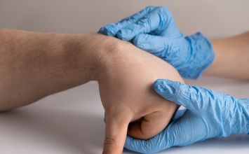 Czy tłuszczaki są groźne dla zdrowia? Istnieje skuteczny lek na tłuszczaki? Jak go leczyć?