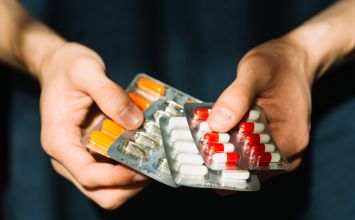 Czym jest ferrytyna? Jak podnieść jej poziom? Leki na podniesienie poziomu ferrytyny