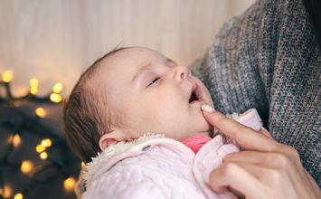 Jak wykonać inhalację niemowlakowi?