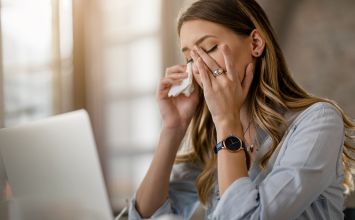 Migrena szyjna: jakie są jej przyczyny i jak sobie z nią poradzić?