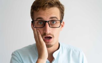 Męty w oku – czym są? Jak sobie z nimi poradzić?