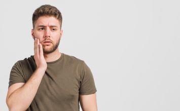 Antybiotyk na ból zęba i zapalenie dziąseł – jakie antybiotyki wykorzystuje się w stomatologii?