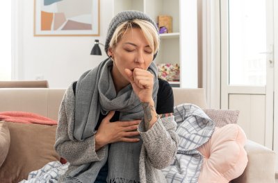Kaszel astmatyczny: objawy i leczenie